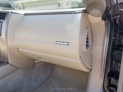 Used 2004 Cadillac XLR image 60