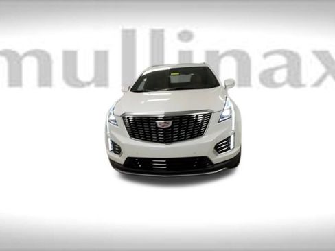 New 2025 Cadillac XT5 Premium Luxury w/ LPO, Floor Liner Package image 56