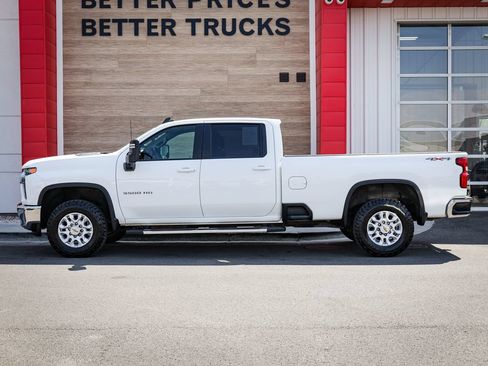 Used 2022 Chevrolet Silverado 3500 LT w/ All Star Edition AWD/4WD image 8