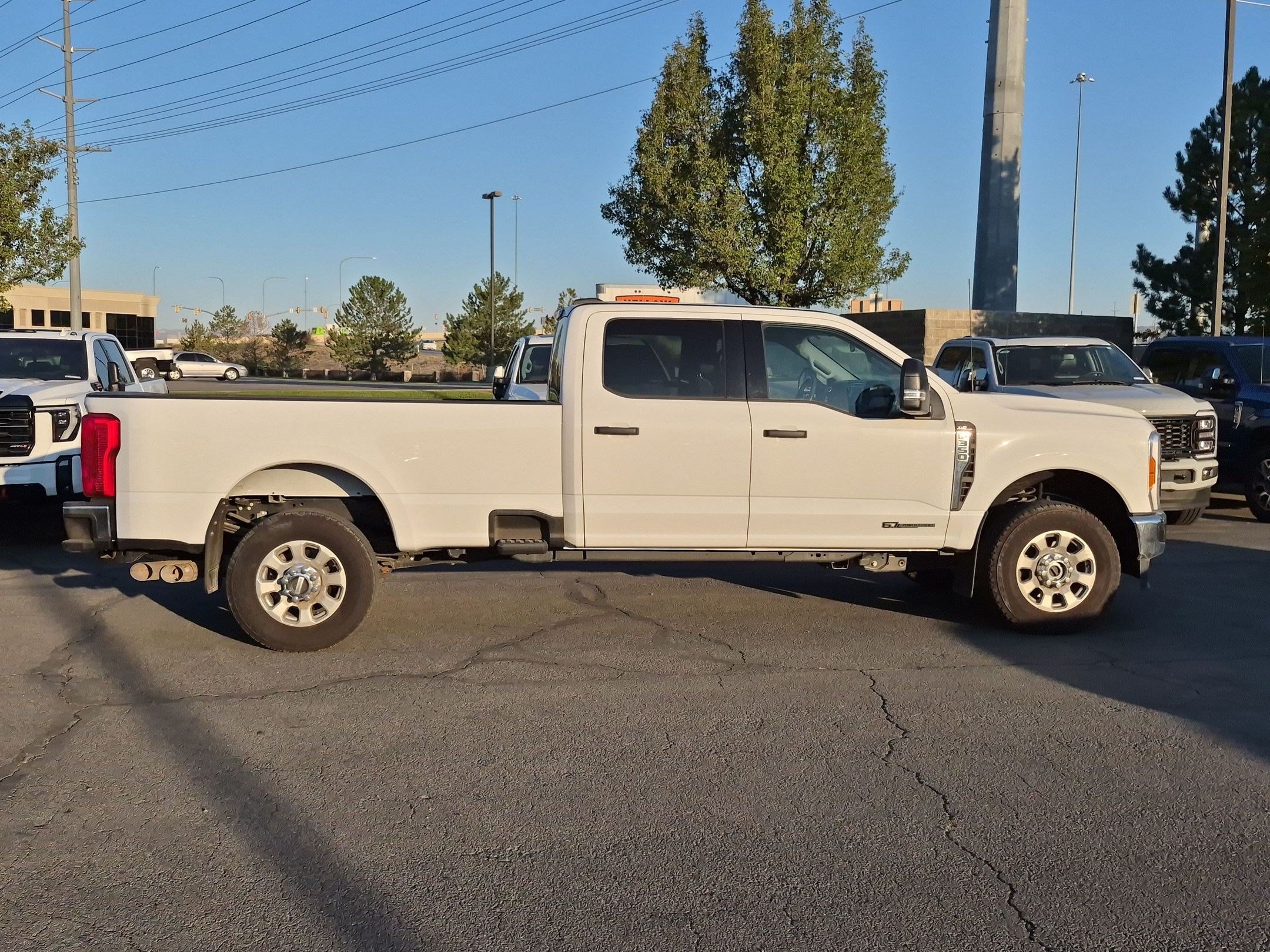 Used 2024 Ford F350 XLT w/ FX4 Off-Road Package AWD/4WD image 2