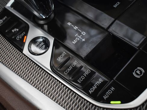 Used 2020 BMW X6 M50i image 43