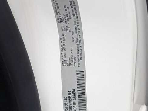 New 2027 Chrysler Pacifica Select FWD image 34