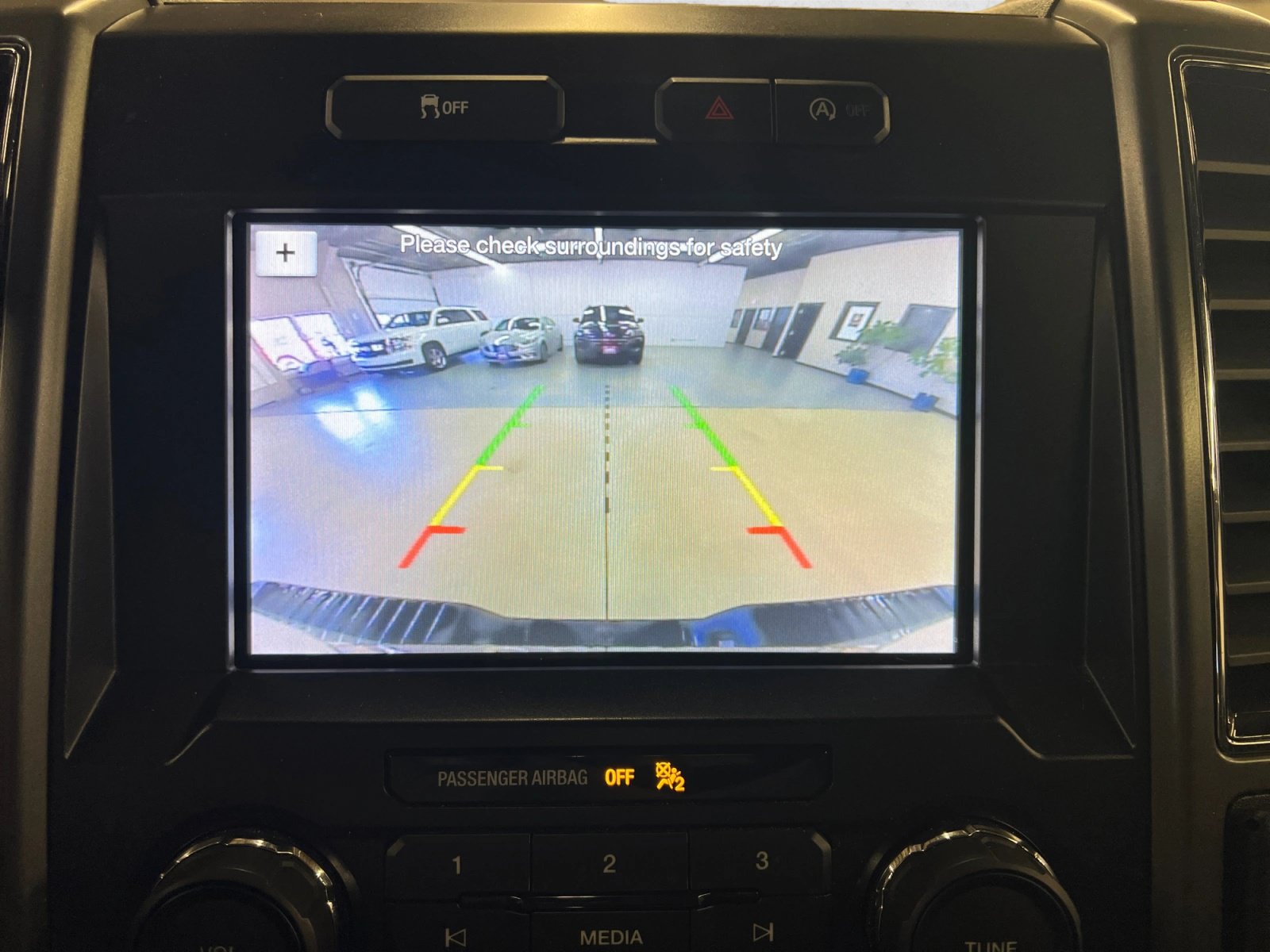 Used 2019 Ford F150 XLT w/ Equipment Group 302A Luxury AWD/4WD image 17
