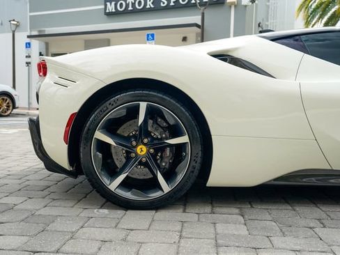 Used 2023 Ferrari SF90 Stradale AWD/4WD image 31