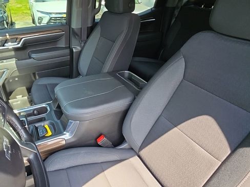 Certified 2023 Chevrolet Silverado 1500 RST w/ Convenience Package II AWD/4WD image 24