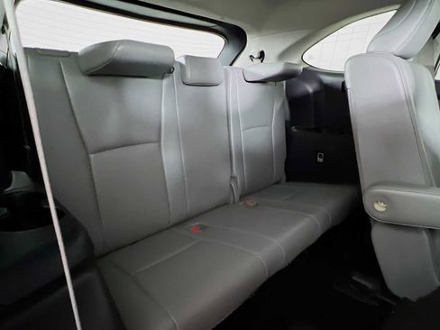 Used 2023 Toyota Highlander Limited AWD/4WD image 28