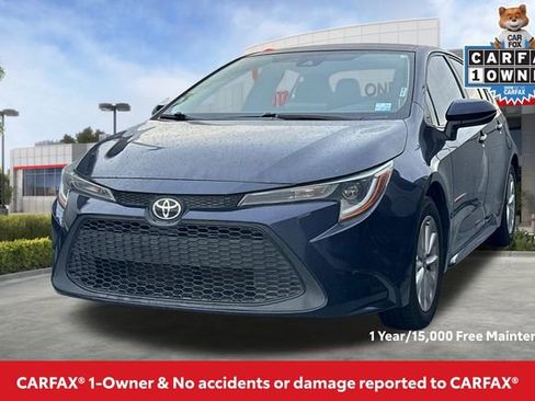 Certified 2022 Toyota Corolla LE image 2