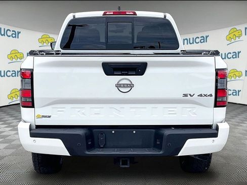 Used 2022 Nissan Frontier SV AWD/4WD image 5
