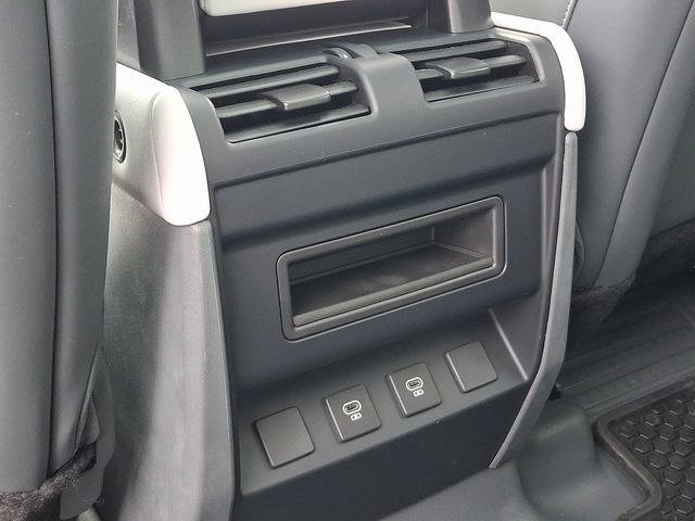 Used 2025 Land Rover Defender 110 S AWD/4WD image 18
