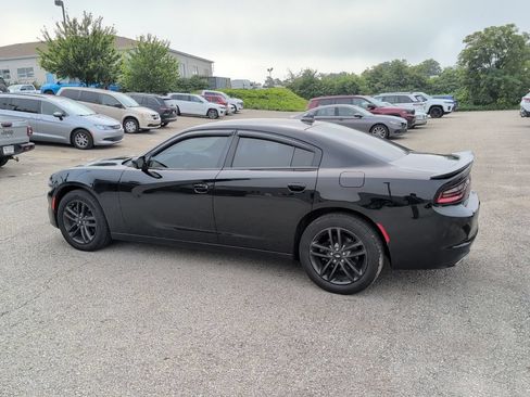 Used 2019 Dodge Charger SXT w/ Driver Confidence Group AWD/4WD image 4