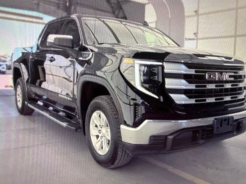 Used 2026 GMC Sierra 1500 SLE AWD/4WD image 1