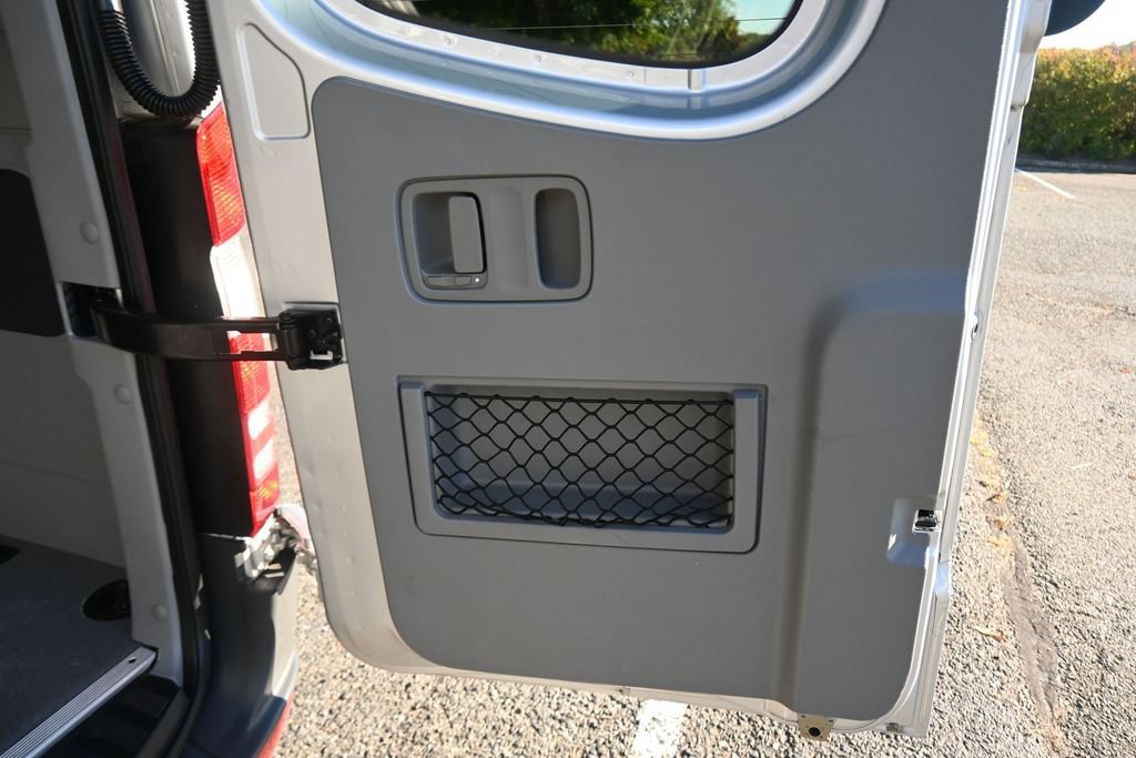 Used 2013 Mercedes-Benz Sprinter 2500 image 55