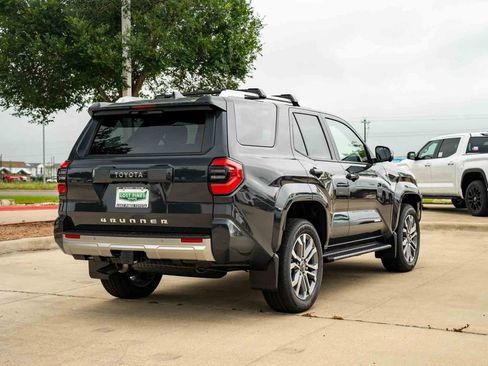 New 2026 Toyota 4Runner Limited AWD/4WD image 3