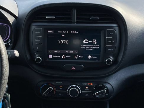 Used 2024 Kia Soul LX w/ Option Group 015 FWD image 16