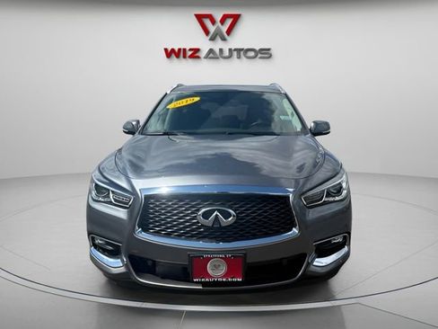 Used 2019 INFINITI QX60 Luxe w/ Essential Package image 2