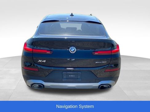 Used 2025 BMW X4 xDrive30i AWD/4WD image 4
