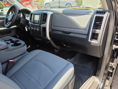 Used 2020 RAM 1500 Classic SLT AWD/4WD image 14