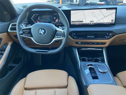 Used 2025 BMW 330i xDrive Sedan w/ M Sport Package image 16