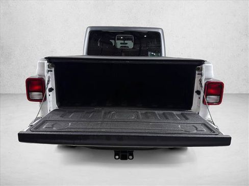 Used 2023 Jeep Gladiator Rubicon w/ Trailer Tow Package AWD/4WD image 19
