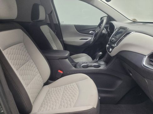Used 2020 Chevrolet Equinox LS w/ LS Convenience Package image 19