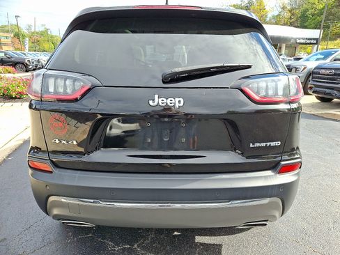 Used 2019 Jeep Cherokee Limited w/ Technology Group image 5