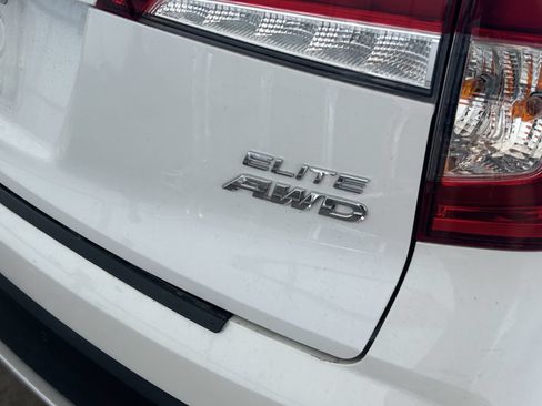 Used 2022 Honda Pilot Elite image 9