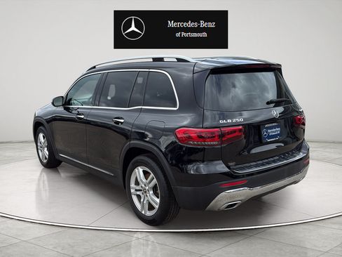 Certified 2022 Mercedes-Benz GLB 250 4MATIC image 3