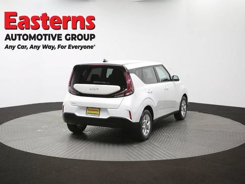 Used 2023 Kia Soul LX w/ Option Group 015 FWD image 41