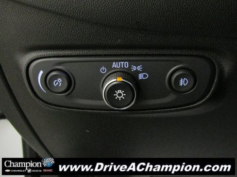 Used 2020 Chevrolet Equinox Premier image 25