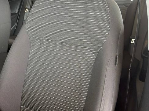 Used 2018 Volkswagen Passat 2.0T S FWD image 5