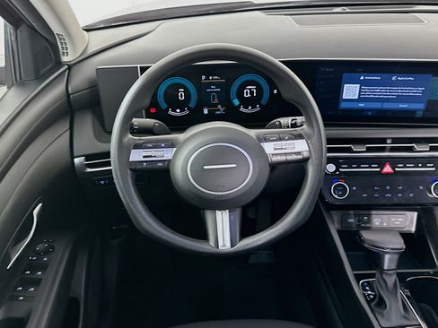 Used 2025 Hyundai Tucson SEL image 18