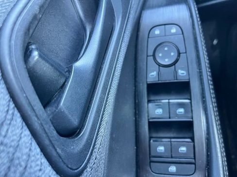 Certified 2021 Nissan Rogue S image 22