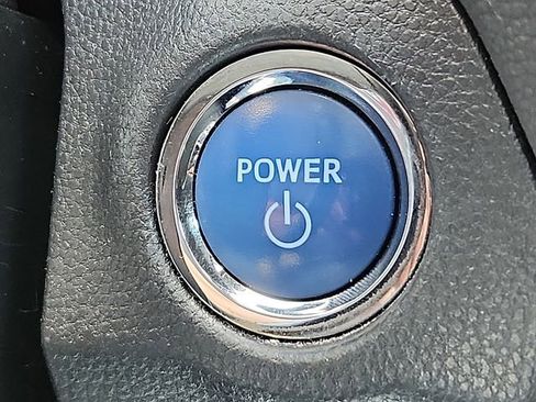 Used 2019 Toyota RAV4 Limited w/ Carpet Mat Package AWD/4WD image 24