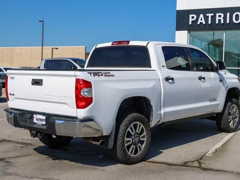 Used 2019 Toyota Tundra SR5 w/ SR5 Upgrade Package AWD/4WD image 3