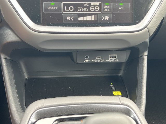 New 2026 Subaru Crosstrek 2.5i Limited w/ Crosstrek Mirror Package AWD/4WD image 17