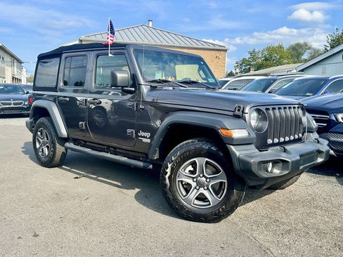 Used 2019 Jeep Wrangler Unlimited Sport S image 31