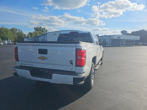 Used 2018 Chevrolet Silverado 1500 LT w/ All Star Edition AWD/4WD image 8