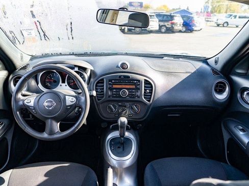Used 2011 Nissan Juke S w/ Sport Pkg image 19