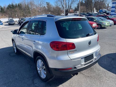 Used 2013 Volkswagen Tiguan SE image 3