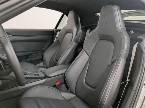 Used 2026 Porsche 911 Carrera GTS image 5