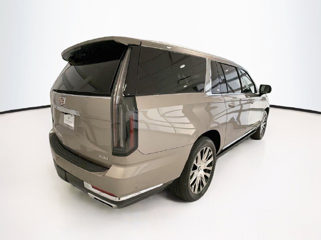 Used 2025 Cadillac Escalade ESV Premium Luxury Platinum AWD/4WD image 6