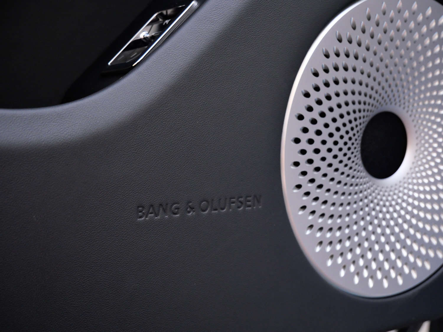 New 2026 Bentley Flying Spur V8 AWD/4WD image 18