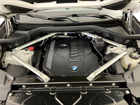 Used 2021 BMW X5 xDrive40i w/ Premium Package 2 AWD/4WD image 30