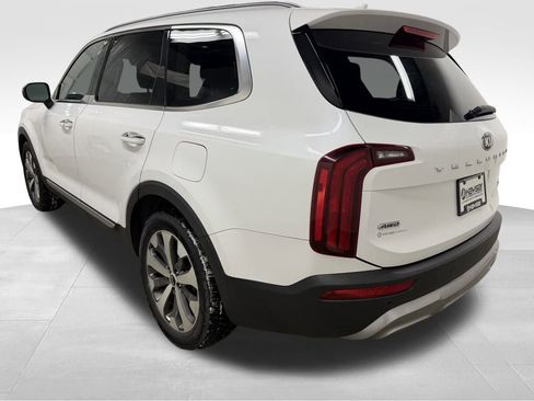 Used 2020 Kia Telluride S image 6