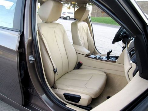 Used 2014 BMW 328i xDrive Wagon image 23