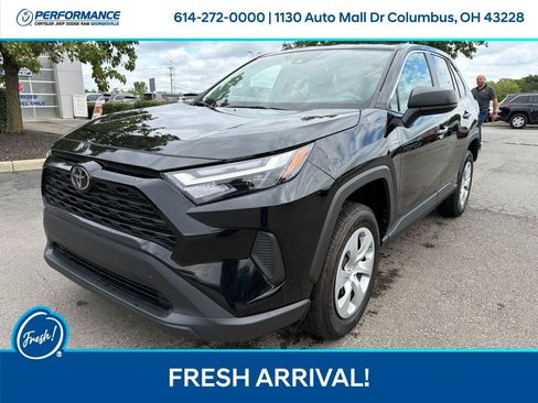 Used 2025 Toyota RAV4 LE FWD image 4