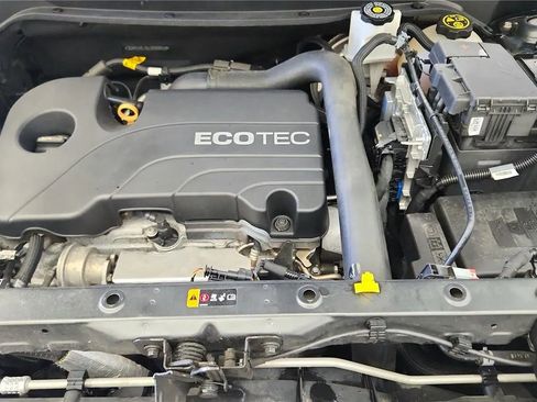 Used 2020 Chevrolet Equinox LS FWD image 20