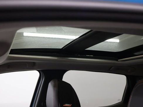 New 2025 Nissan Kicks SR w/ SR Premium Package image 10