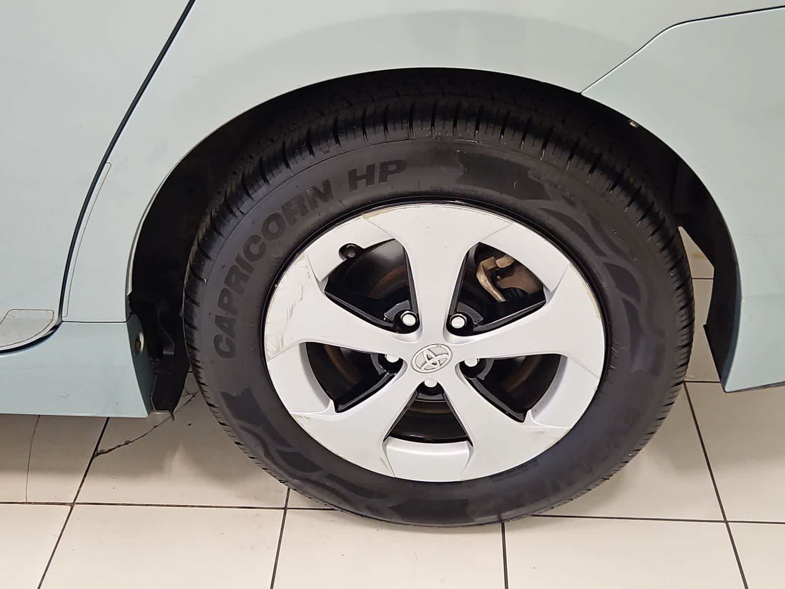 Used 2014 Toyota Prius Three FWD image 20