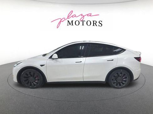 Used 2024 Tesla Model Y Performance AWD/4WD image 13